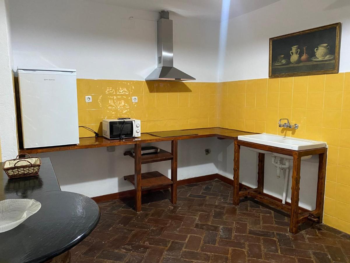 Casas Rurales Monasterio De Rocamador Almendral Zewnętrze zdjęcie