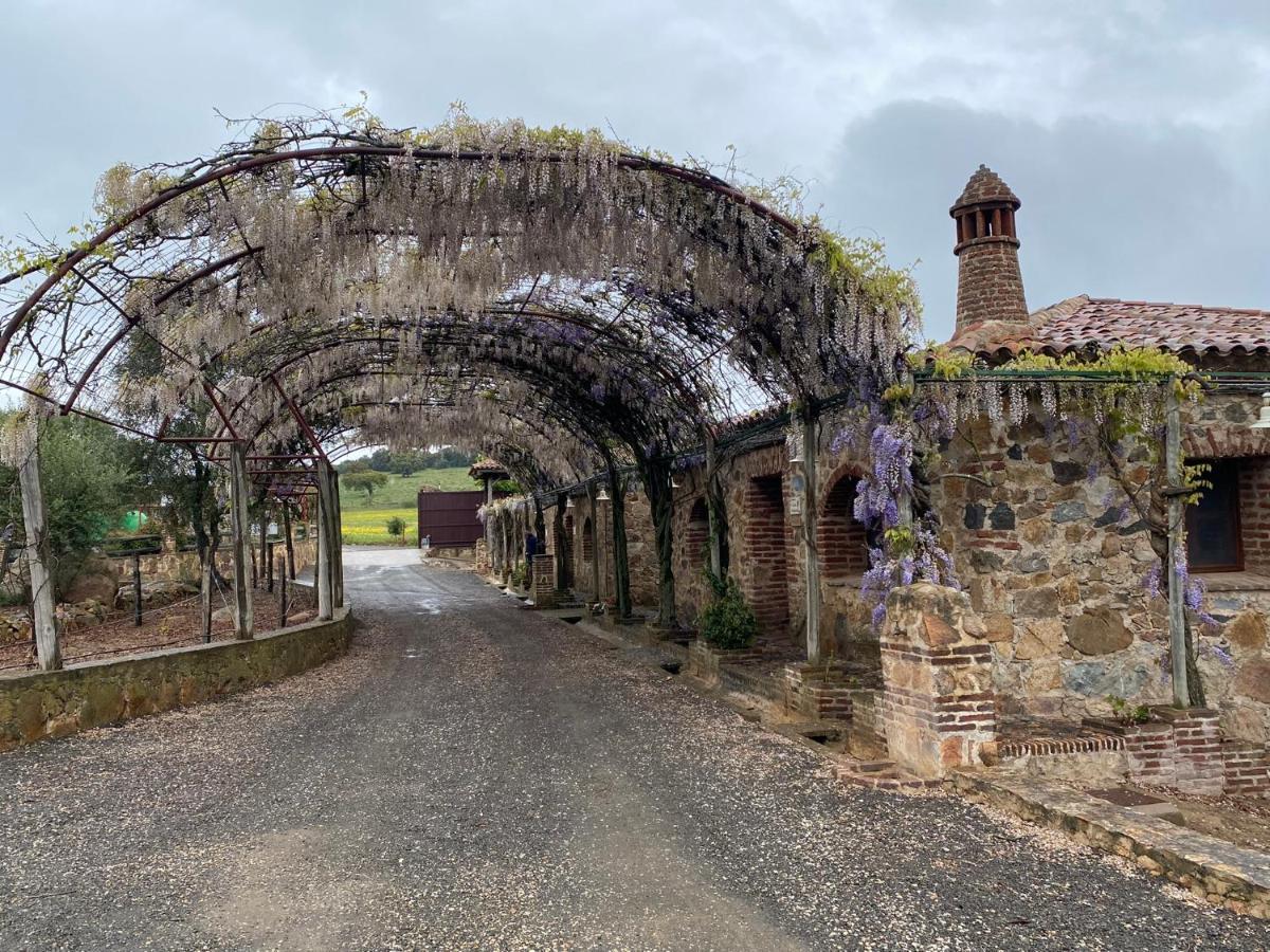 Casas Rurales Monasterio De Rocamador Almendral Zewnętrze zdjęcie