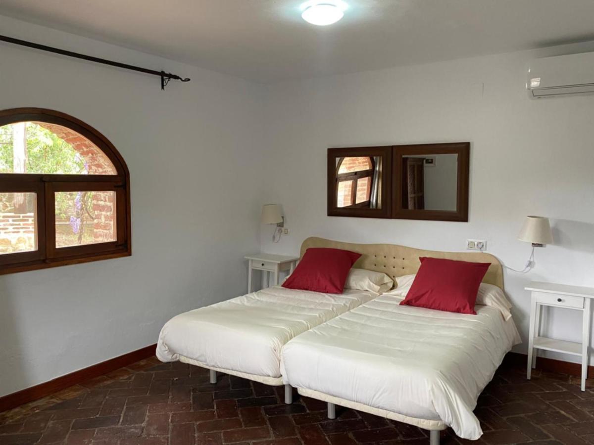 Casas Rurales Monasterio De Rocamador Almendral Zewnętrze zdjęcie