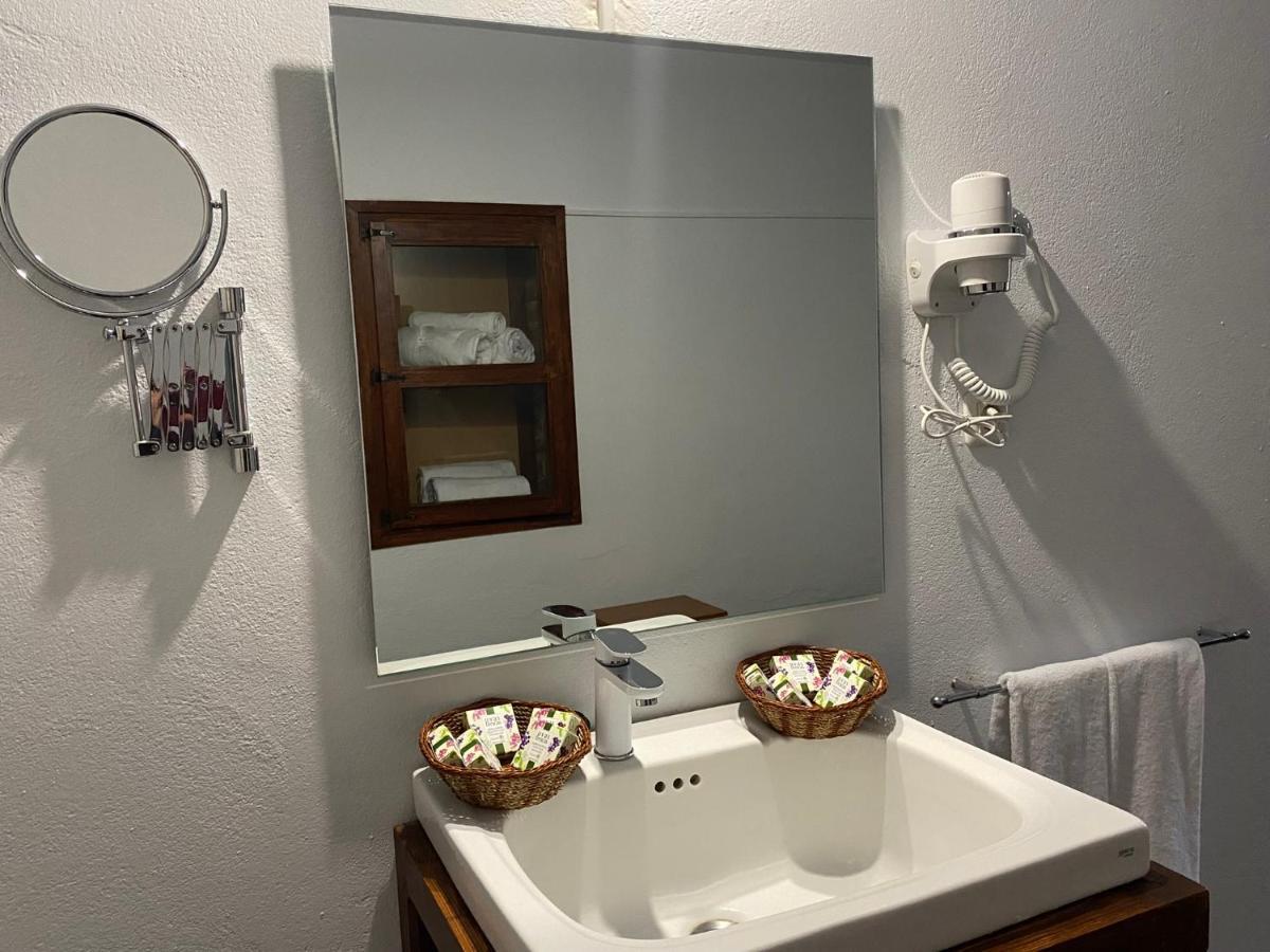 Casas Rurales Monasterio De Rocamador Almendral Zewnętrze zdjęcie